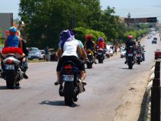 Több ezer motorost várnak hétvégén Fortyogófürdőre